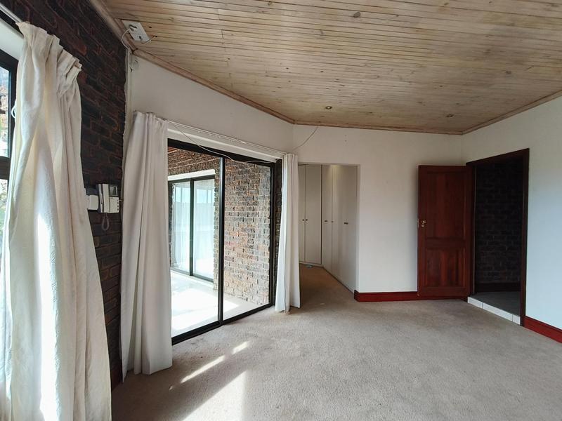 5 Bedroom Property for Sale in Oatlands North Eastern Cape